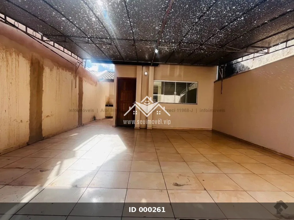 Linda casa no Nova Lima com suíte, próxima ao Shopping Bosque dos Ipês