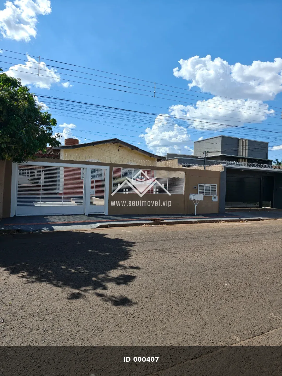 Casa com edícula completa
